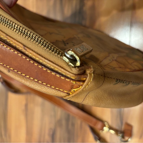 Alviero Martini Crossbody Bag - Picture 7 of 13